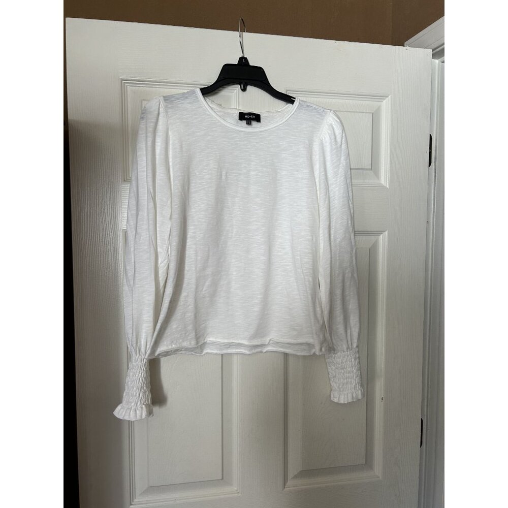 Me + Em ivory long sleeve cotton t-shirt smocked sleeves--size 4